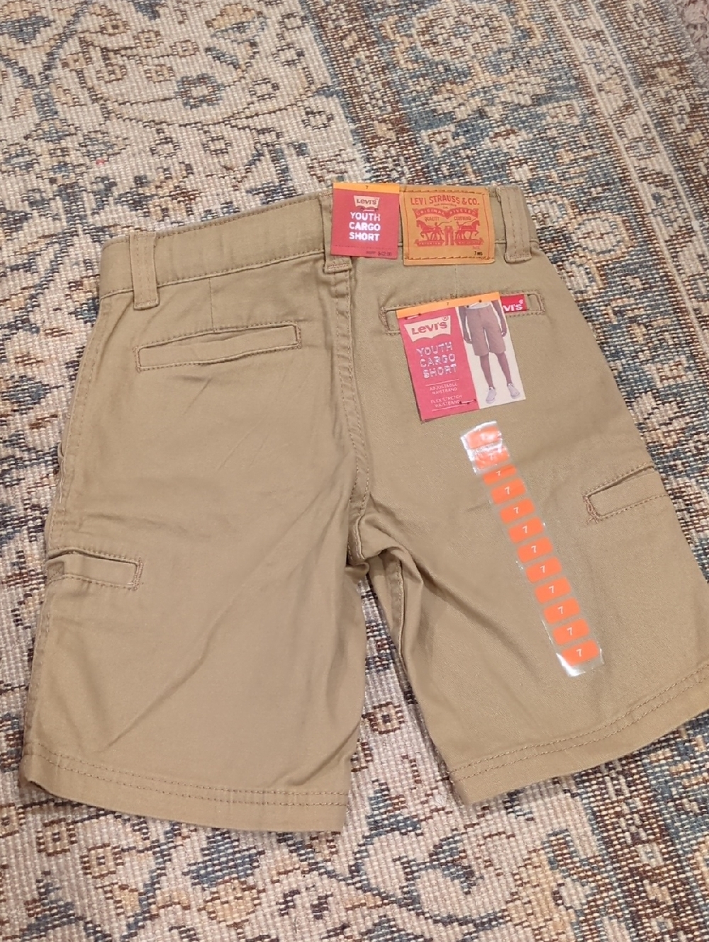 Levi's Cargo Shorts NWT